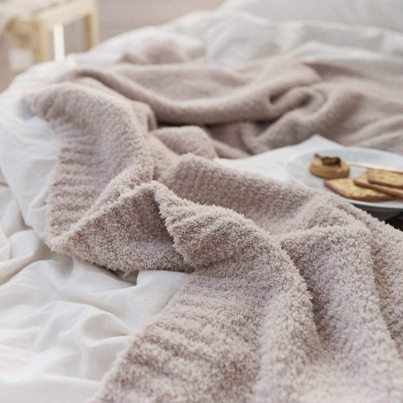Jansen Luxury Throw Blankets